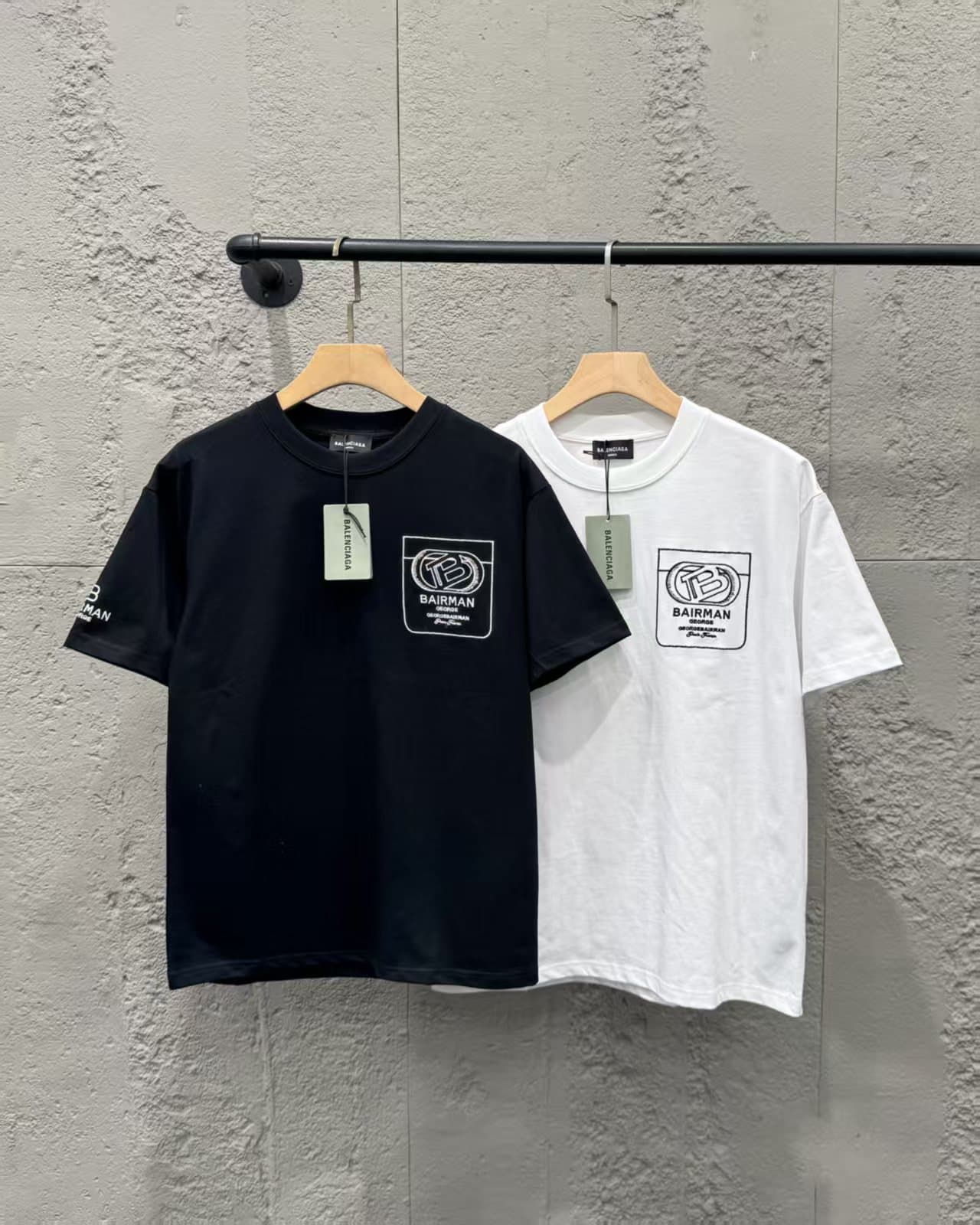 Balenciaga Print Cotton T-Shirt - Style 01