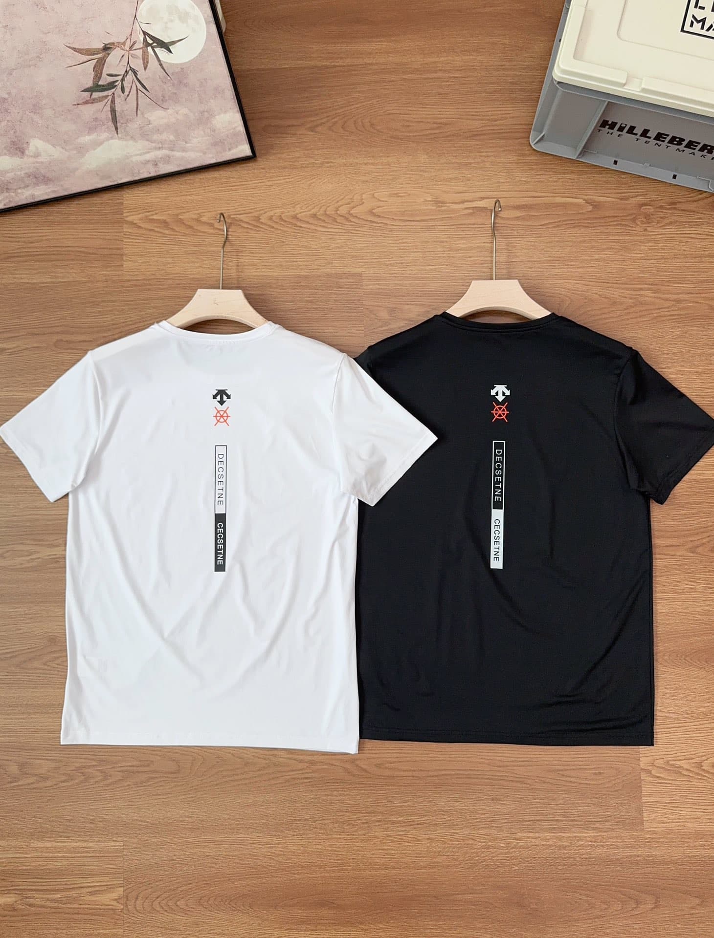 Descente Quick-Dry Training T-Shirt - Style 02