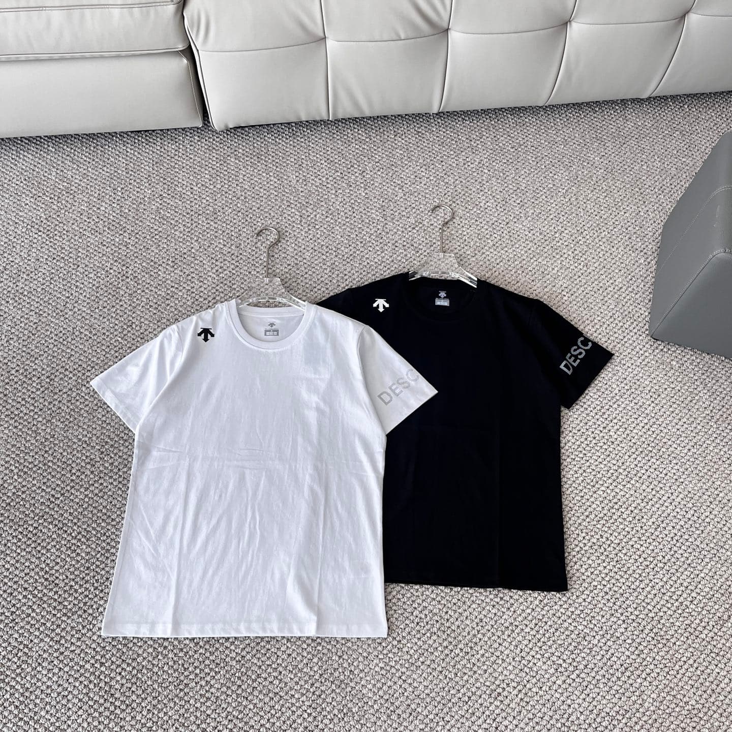 Descente Quick-Dry Training T-Shirt - Style 01