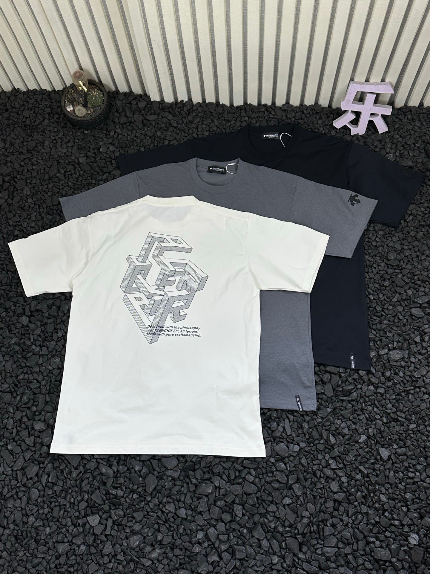 Descente Logo Print Performance T-Shirt - Style 02